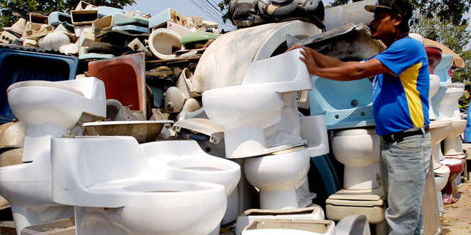 Evaluate Resiko Bisnis Limbah Plastik