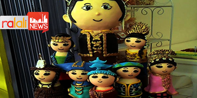 Patung Terbuat Dari Tape Untuk Peringati Hari Kartini