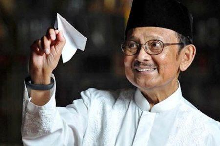 Biografi Singkat Bj Habibie – Coretan